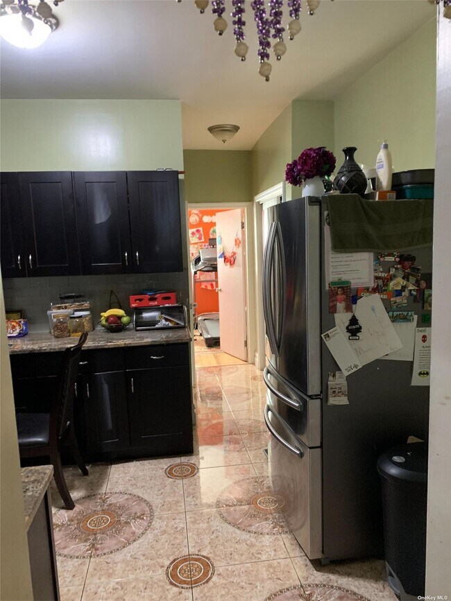 Foto del edificio - 103-30 105th St