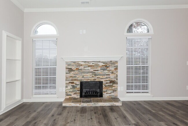 Foto del edificio - 10627 Roxbury Ct