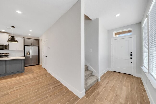 Building Photo - 13657 Giovannis Gdn