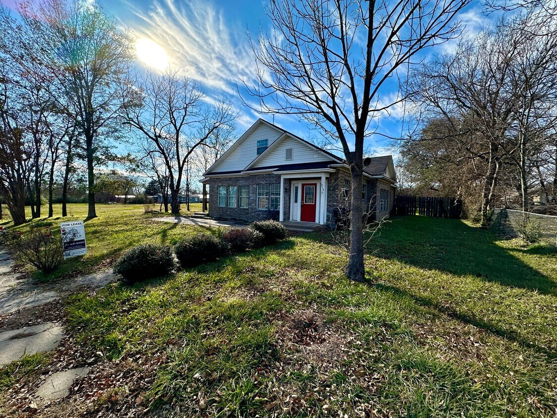 Foto principal - Lovely little home for rent in Wills Point!