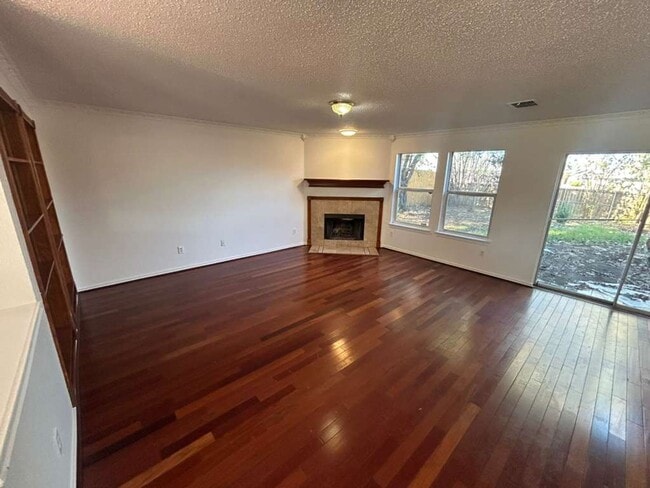 Building Photo - 1137 Beechwood Ln