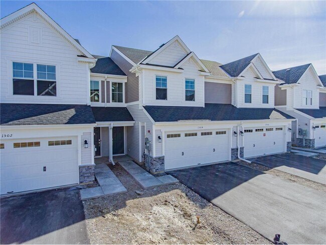 Building Photo - 1504 Dogwood Ln