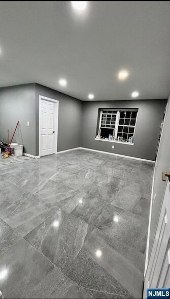 Foto del edificio - 1002 Unicorn Way