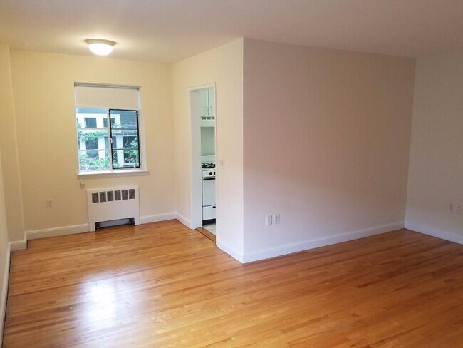 Foto del edificio - 80 St Paul St