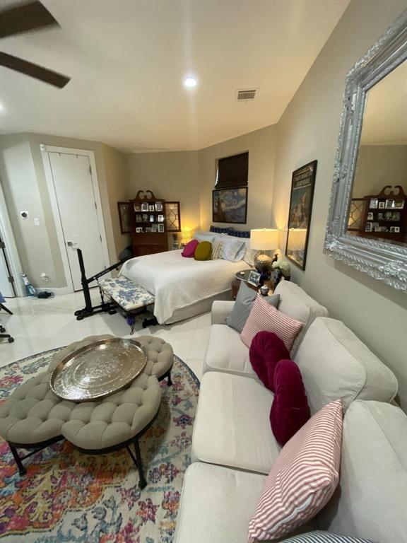 Foto del edificio - 3815 Throckmorton St