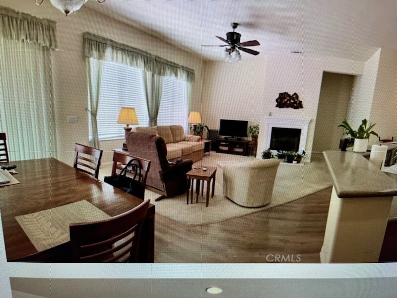 Foto del edificio - 10462 Darby Rd