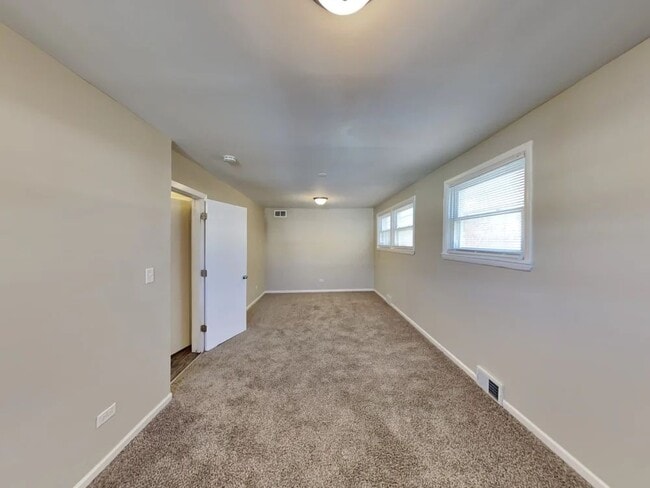 Building Photo - 1812 N 38th Ave