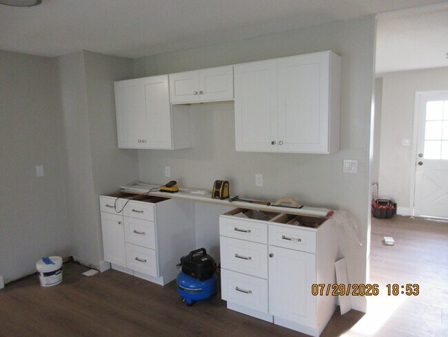 Foto del edificio - 4642 S Terry Ave