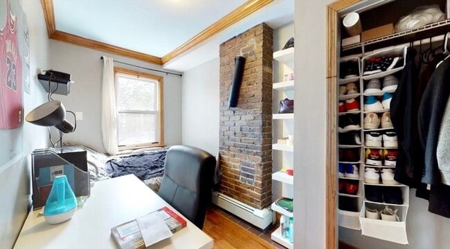 Building Photo - 93 Baxter St