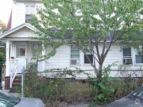 Building Photo - 38 Holman St