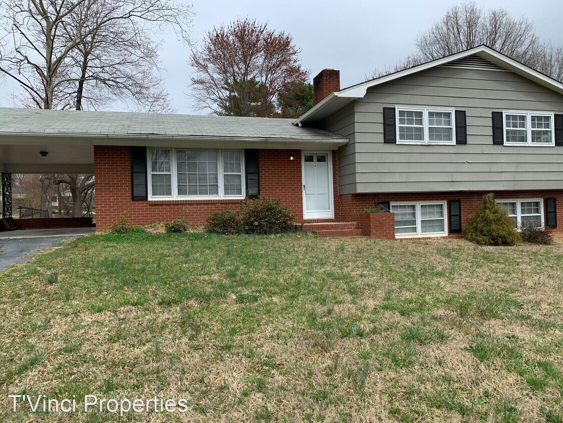 1117 Old Salem Rd, Kernersville, NC 27284 House Rental in
