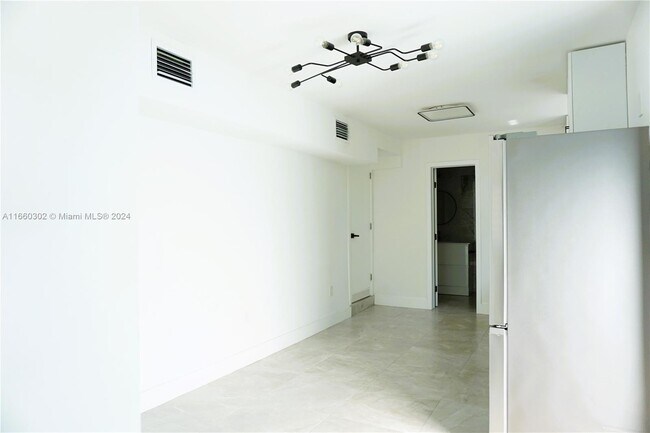 Foto del edificio - 911 79th Terrace