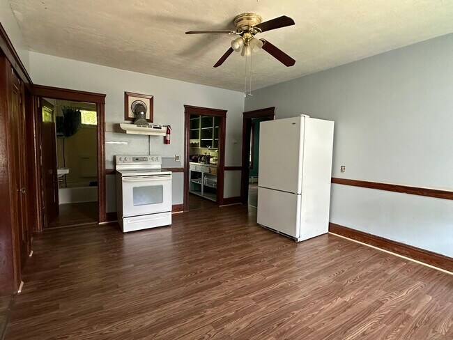 Foto del edificio - 8 Leander St