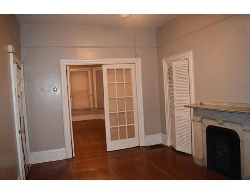 Building Photo - 141 Galen St