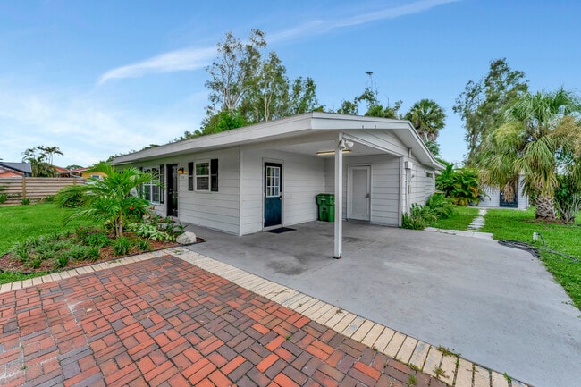 Photo - 935 Tarpon Ave House