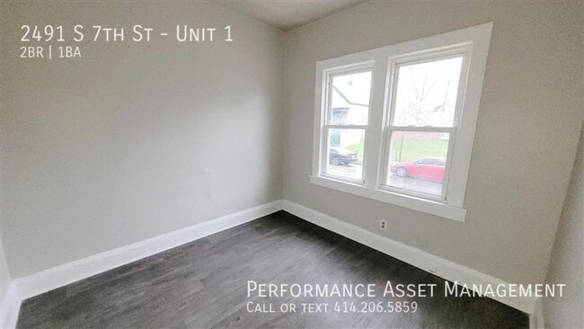 Building Photo - 2491 S 7th St
