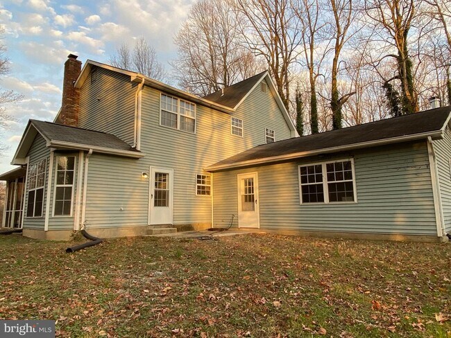 Building Photo - 9000 Tonyas Terrace