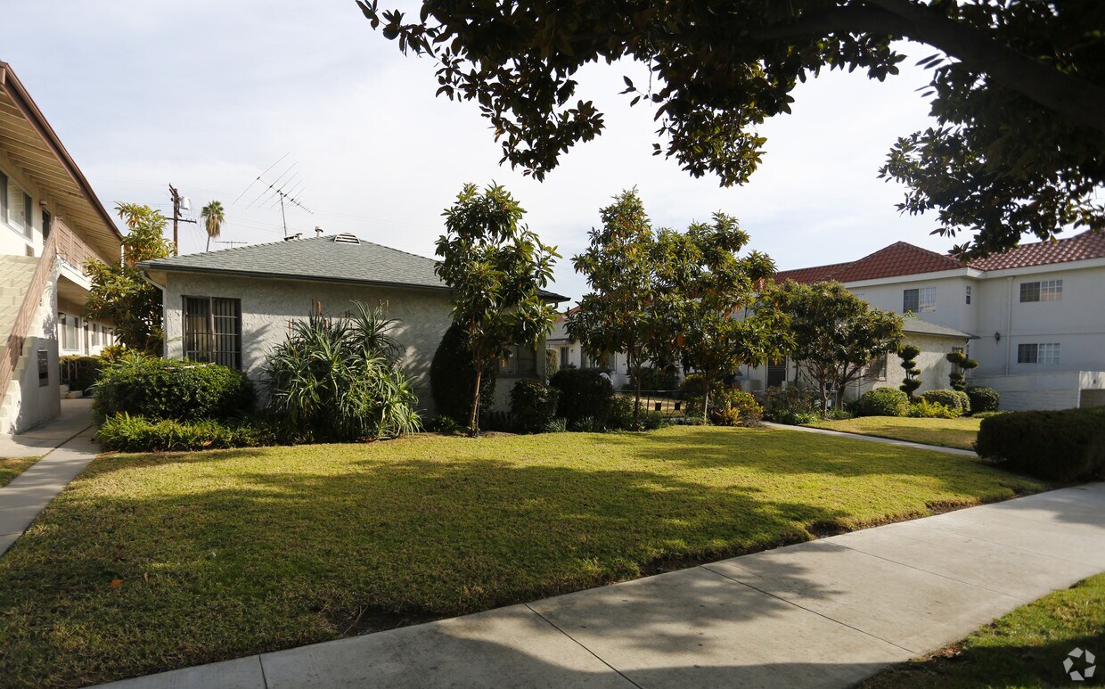 Building Photo - 314 N Howard St