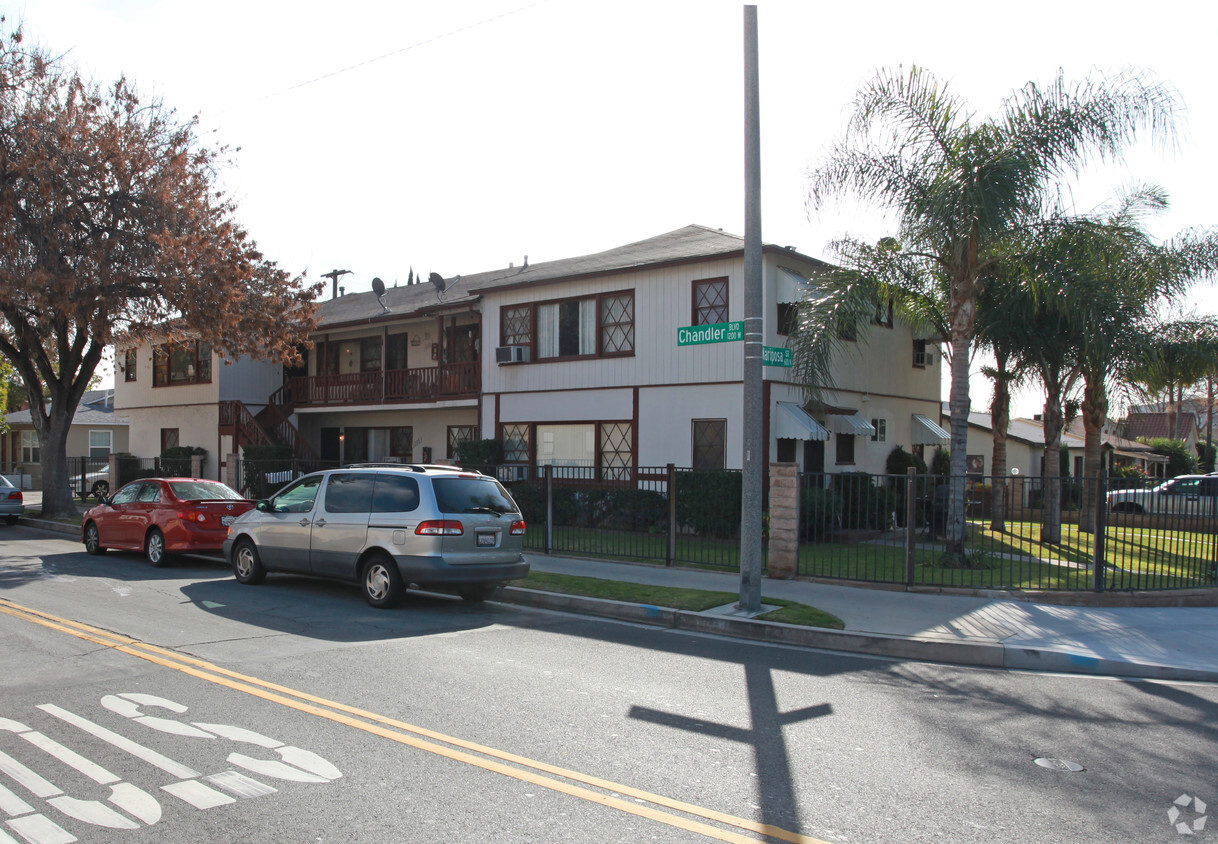Primary Photo - 1228 W Chandler Blvd