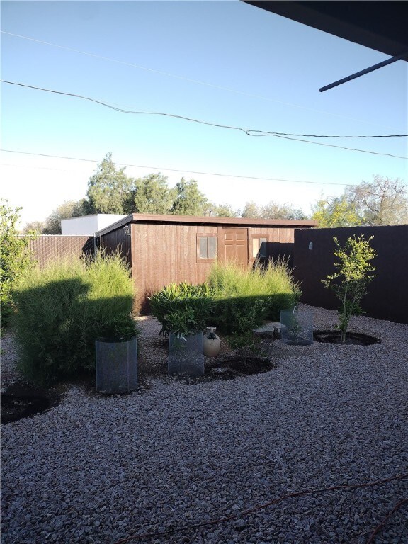 Building Photo - 5225 Jack Rabbit Dr