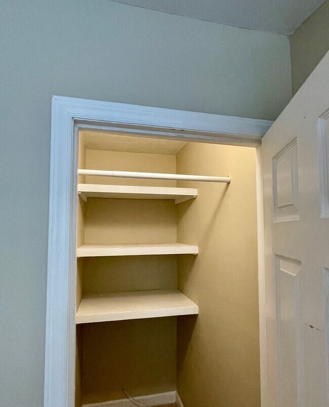 Foto del edificio - 1153 Delano St