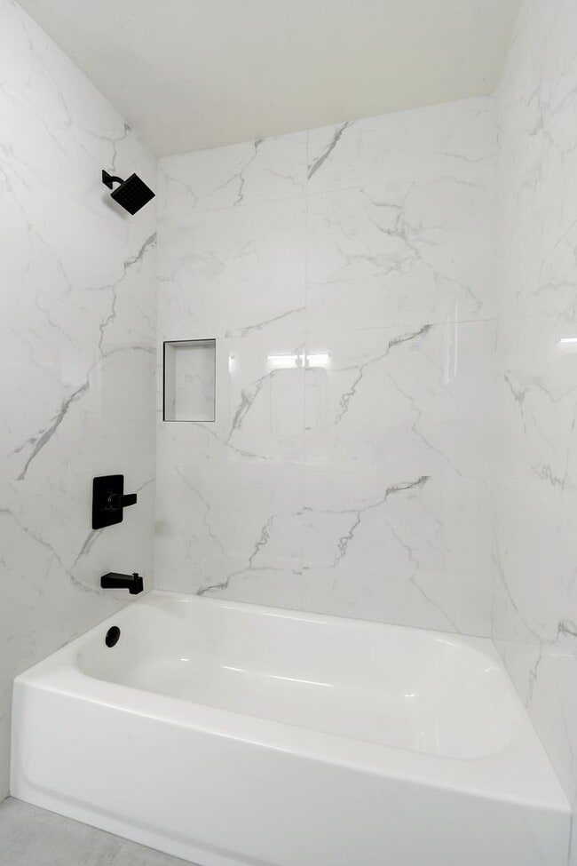 Building Photo - Spacious 4BR Tempe Home with Private Pool Near ASU