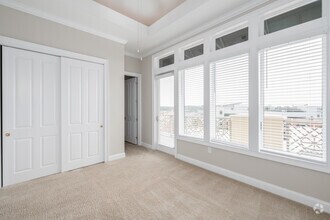 PH1 - PRIMARY BEDROOM - 755 Broad