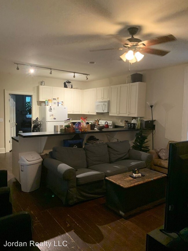 Foto del edificio - 239 Rutledge Ave