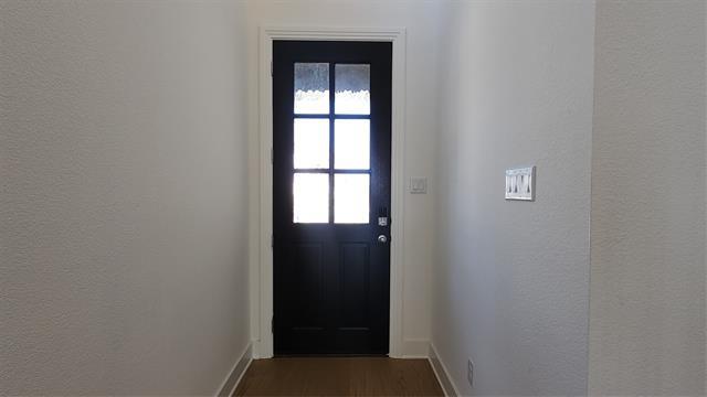Foto del edificio - 3124 Engelman Dr