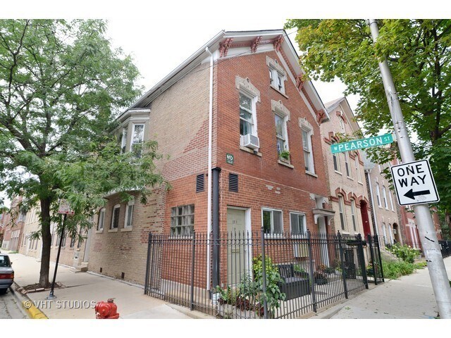 Primary Photo - 846 N Hermitage Ave