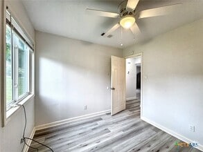 Building Photo - 608 Bracewood Cir