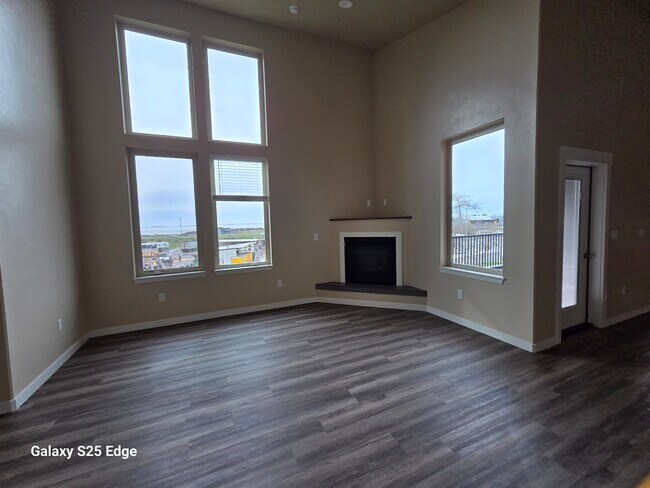 Foto del edificio - 4050 N US Highway 101