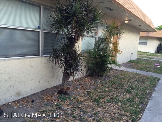 Building Photo - 2 br, 1 bath House - 5211 NW 24 ST unit 101