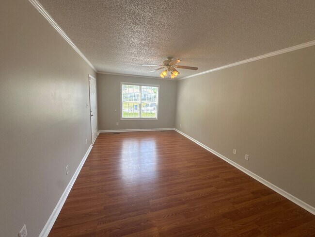 Foto del edificio - ? $500 Move-In Incentive for Approved Applications with a May Move-In! ?