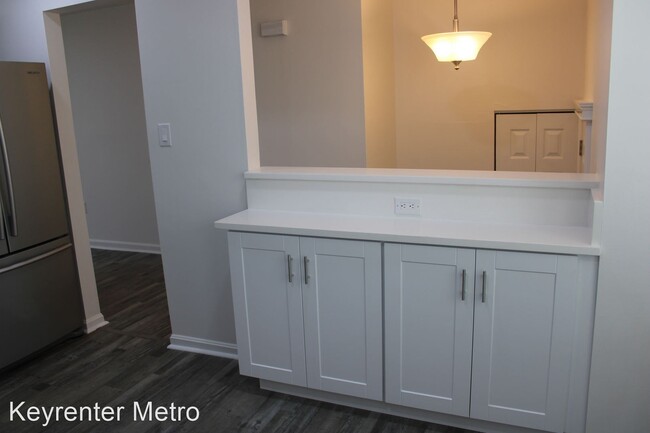 Foto del edificio - 3 br, 3 bath House - 15720 Erwin Court