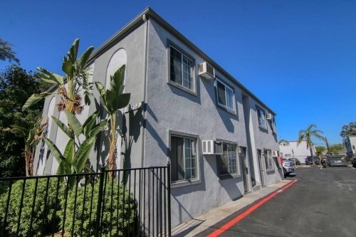 Foto del edificio - 16767-16777 Barbee St