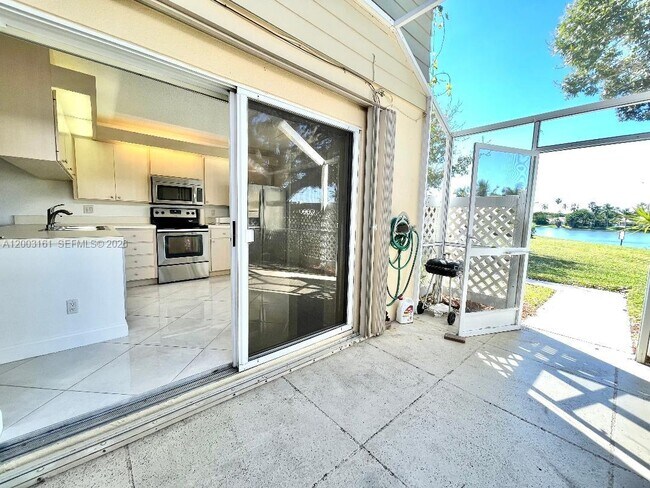 Foto del edificio - 3901 Medford Ct