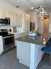 Building Photo - 1020 Elmwood Ave