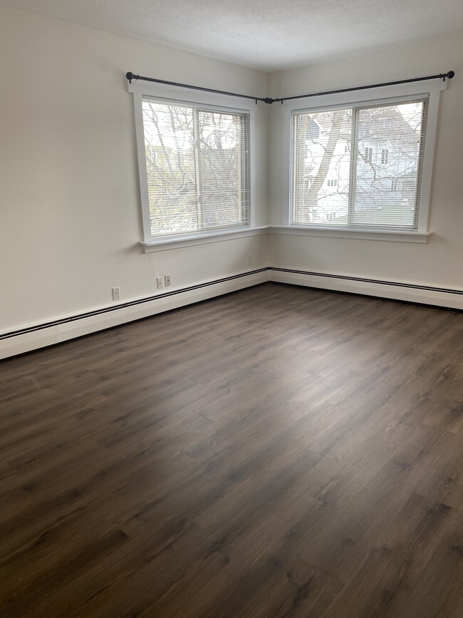 Foto del edificio - 2736 Colfax Ave S