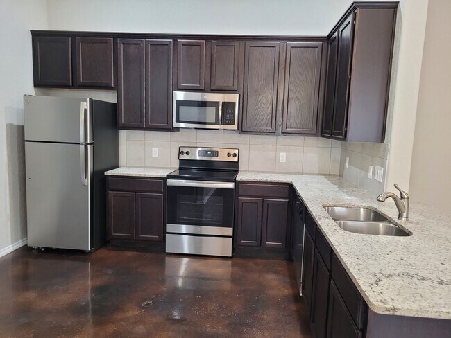 Foto del edificio - 3BD 2BA Seguin