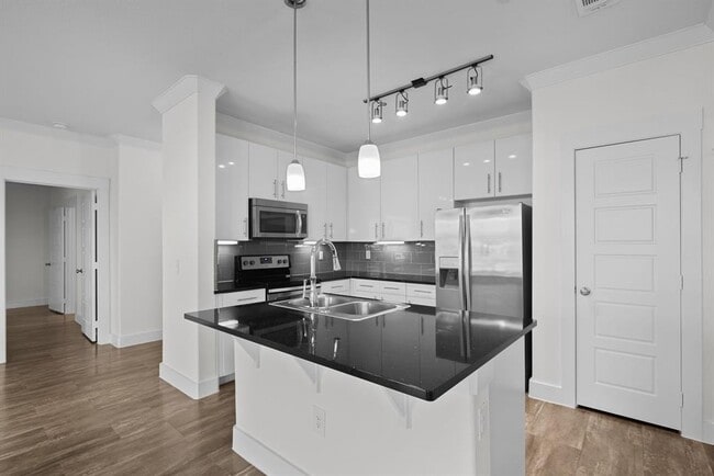 Building Photo - 366 FM 1488