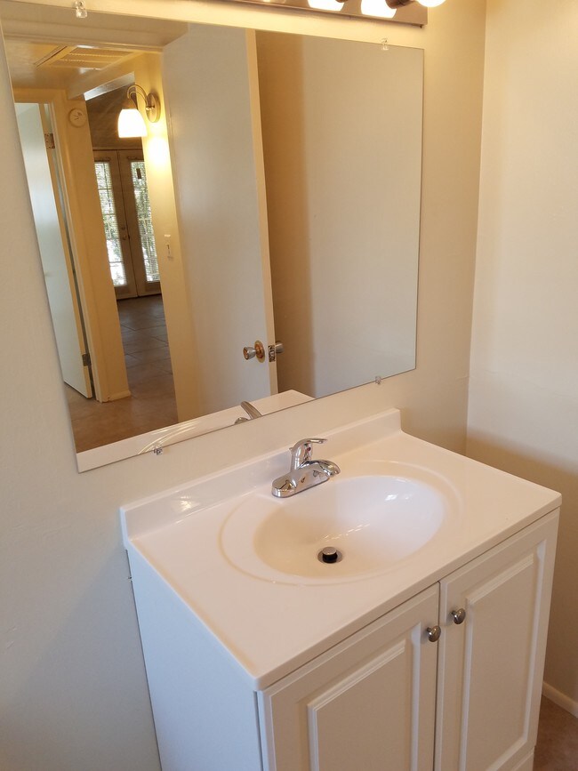 Bathroom Sinks Tucson orange blossom apartments rentals - tucson, az | apartments Bathroom Sinks Tucson orange blossom apartments rentals - tucson, az | apartments