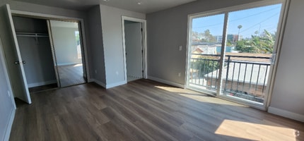 Building Photo - 2407 Redondo Blvd