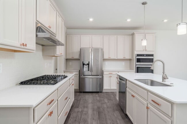 Building Photo - 22521 Woodbridge Ln