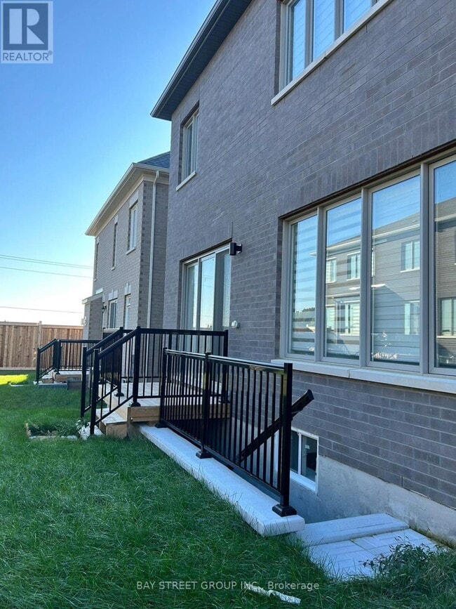 Building Photo - 6 Longworth Ave