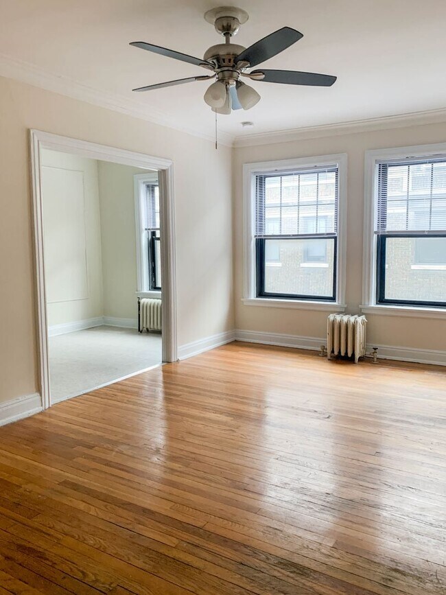 Foto del edificio - 522 W Briar Pl