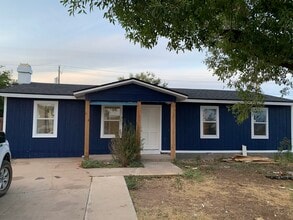 Building Photo - 3810 Monty Dr