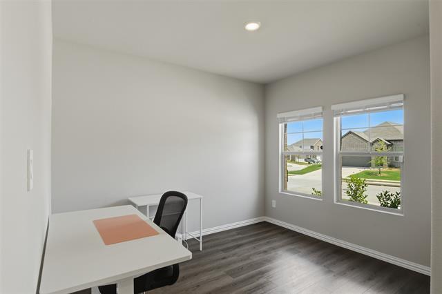 Building Photo - 2275 Clf Spgs Dr