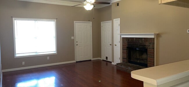 Building Photo - 9299 Charly Hill Ln