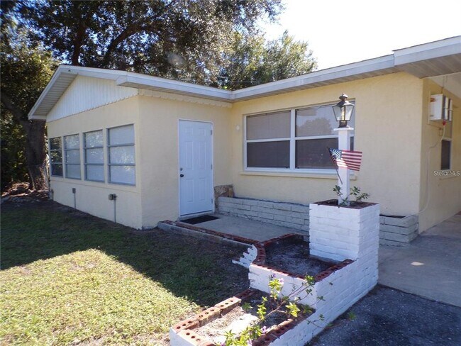 Foto del edificio - 25059 Harbor View Rd